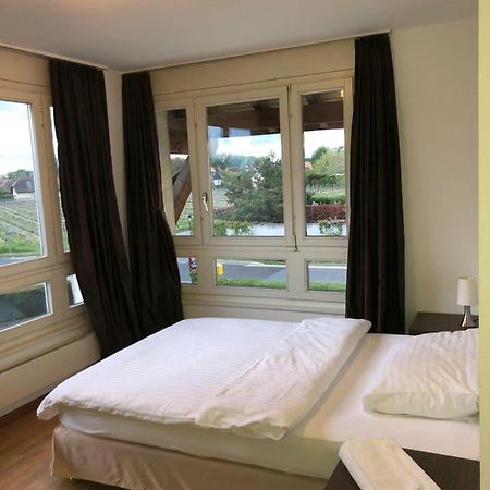 Room Bistro 33 Commugny Luaran gambar